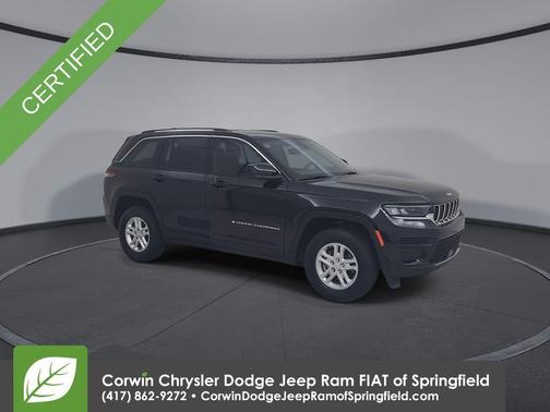 Diamond Black 2023 Jeep Grand Cherokee Laredo