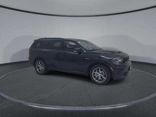 Night 2026 Dodge Durango GT Plus HEMI V8