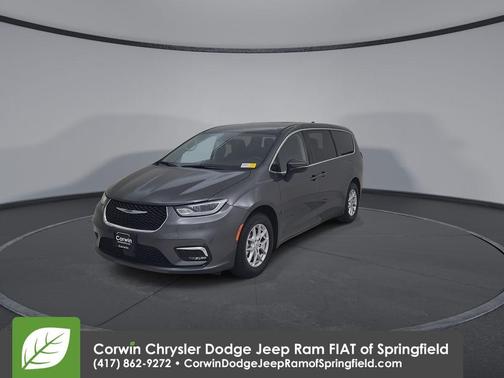 Granite Crystal Clearcoat Metallic 2023 Chrysler Pacifica Touring-L