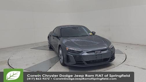 Daytona Gray Pearl Effect 2023 Audi e-tron GT Premium Plus