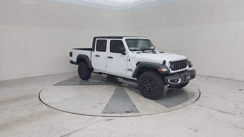 2026 Jeep Gladiator Sport