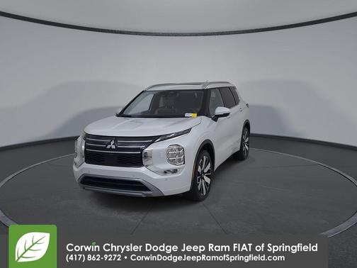 Silver 2025 Mitsubishi Outlander SEL