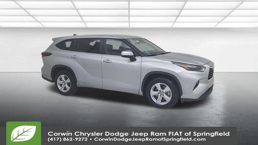 2024 Toyota Highlander LE