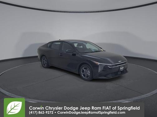 Aurora Black Pearl 2025 Kia K4