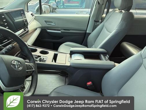 2024 Toyota Sienna XLE