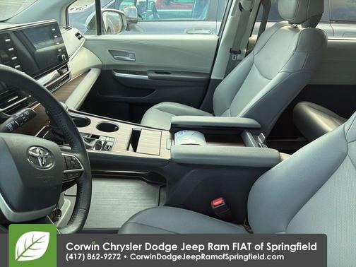 2024 Toyota Sienna XLE