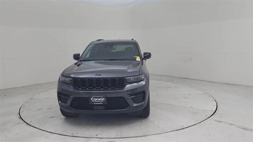 2024 Jeep Grand Cherokee Laredo