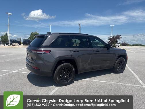 2024 Jeep Grand Cherokee Laredo