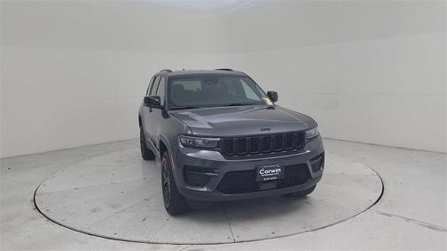 2024 Jeep Grand Cherokee Laredo