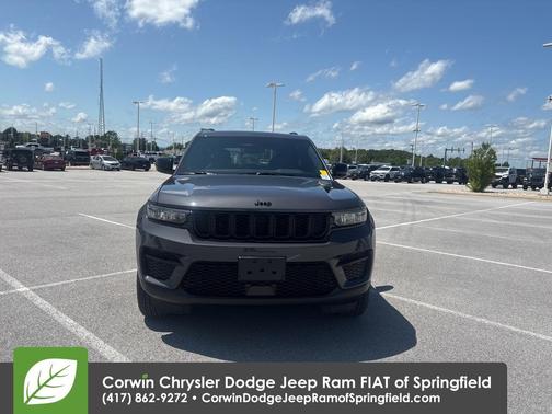 2024 Jeep Grand Cherokee Laredo