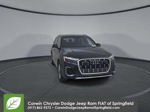 Mythos Black Metallic 2025 Audi Q7 55 Premium Plus