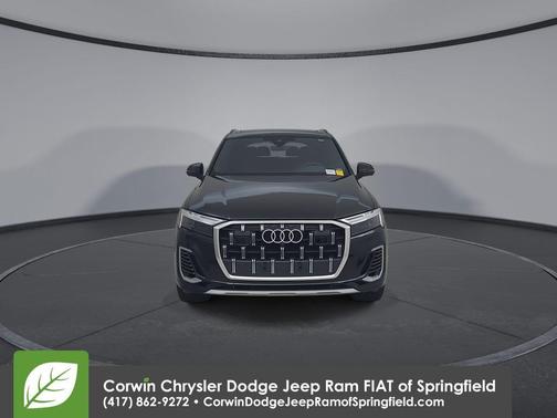 Mythos Black Metallic 2025 Audi Q7 55 Premium Plus