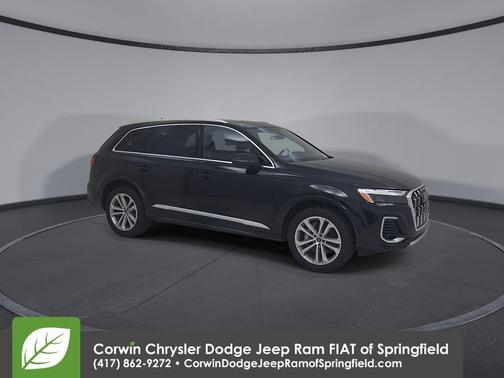 Mythos Black Metallic 2025 Audi Q7 55 Premium Plus