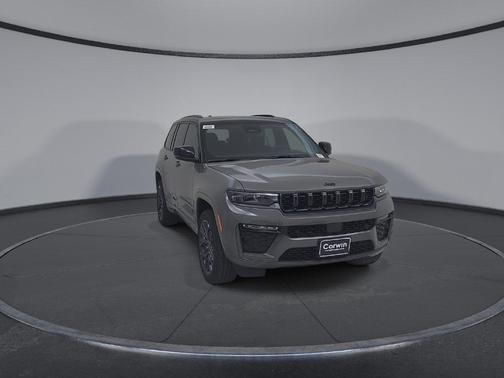 Sting Gray Clearcoat 2027 Jeep Grand Cherokee Summit