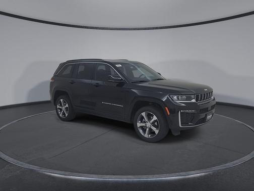 Diamond Black 2026 Jeep Grand Cherokee Limited