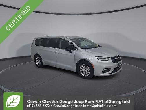 Silver Mist Clearcoat 2024 Chrysler Pacifica Touring-L