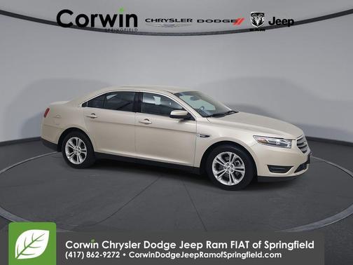 2018 Ford Taurus SEL