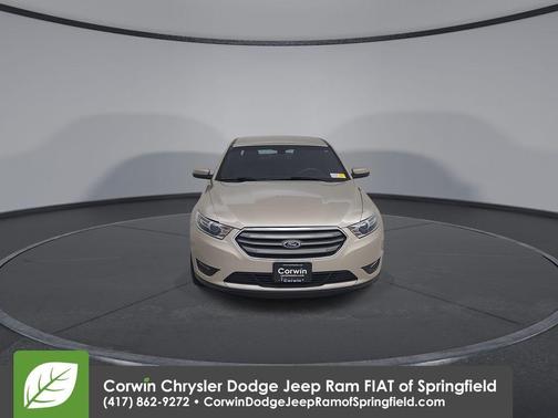 2018 Ford Taurus SEL