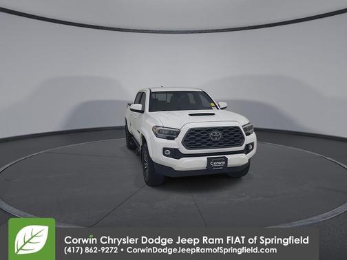 Super White 2020 Toyota Tacoma TRD Sport