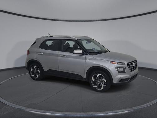 Shimmering Silver 2025 Hyundai VENUE SEL