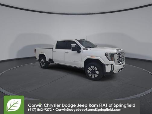 White Frost Tri-Coat 2024 GMC Sierra 2500 Denali
