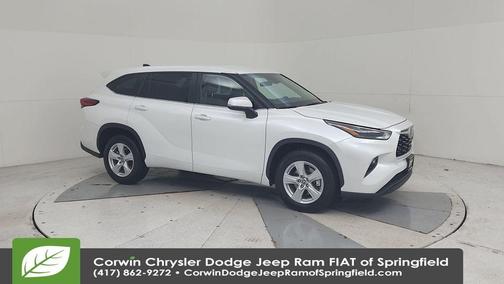 2023 Toyota Highlander LE