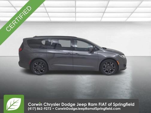 2018 Chrysler Pacifica Touring-L Plus