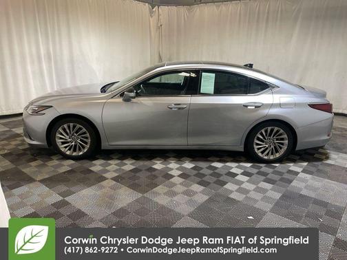 2022 Lexus ES 350 Ultra Luxury