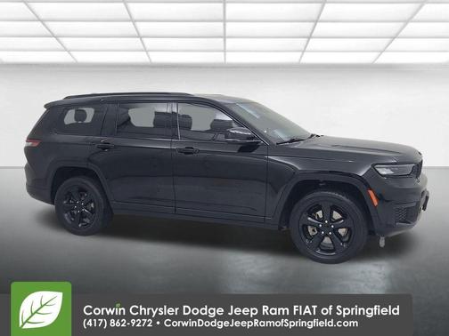 2022 Jeep Grand Cherokee L Laredo