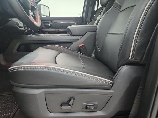 2026 RAM 3500 Limited