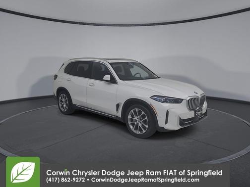 Alpine White 2025 BMW X5 PHEV xDrive50e