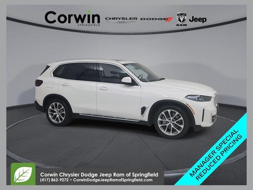 Alpine White 2025 BMW X5 PHEV xDrive50e