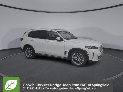 Alpine White 2025 BMW X5 PHEV xDrive50e