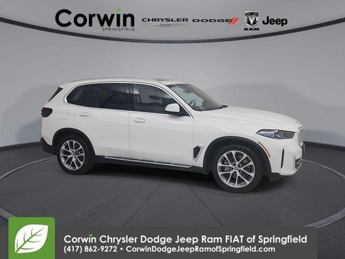 Alpine White 2025 BMW X5 PHEV xDrive50e
