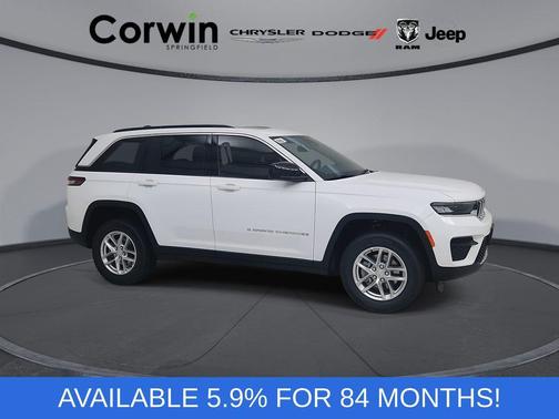 Bright White Clearcoat 2026 Jeep Grand Cherokee Laredo X