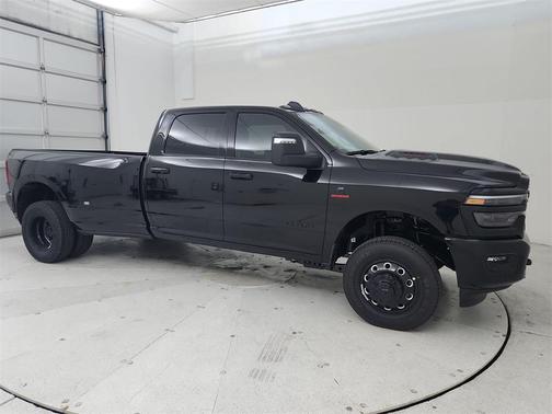 2025 RAM 3500 Laramie