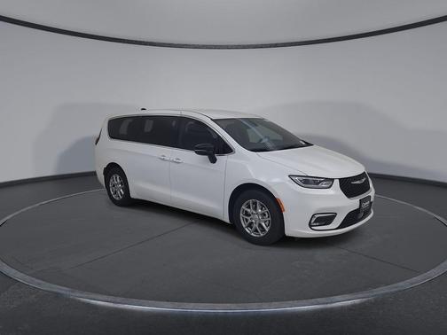 Bright White Clearcoat 2026 Chrysler Pacifica Select