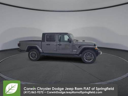 2022 Jeep Gladiator Overland