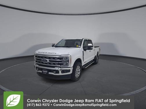Oxford White 2023 Ford F-350 Lariat Super Duty