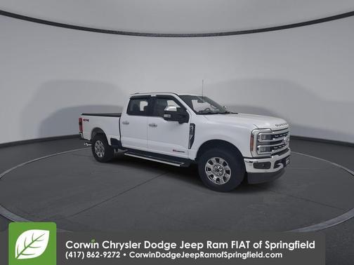 Oxford White 2023 Ford F-350 Lariat Super Duty