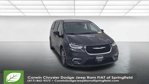 2024 Chrysler Pacifica Hybrid Select