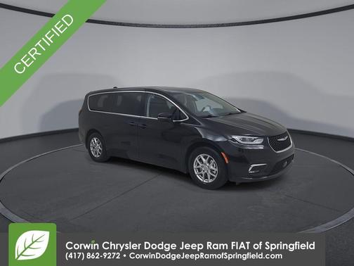 Diamond Black 2024 Chrysler Pacifica Touring-L