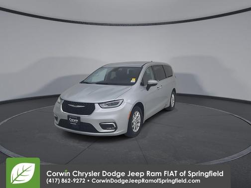 2023 Chrysler Pacifica Touring-L