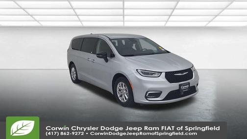 2024 Chrysler Pacifica Touring-L