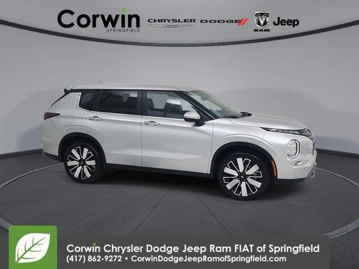 2025 Mitsubishi Outlander SE