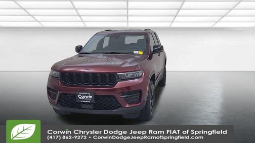 2025 Jeep Grand Cherokee Laredo