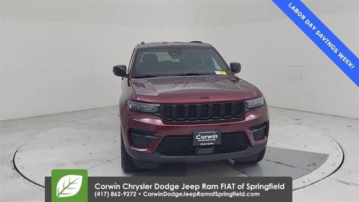 2025 Jeep Grand Cherokee Laredo
