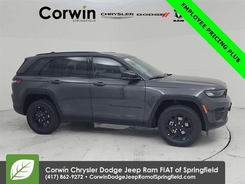2025 Jeep Grand Cherokee Laredo