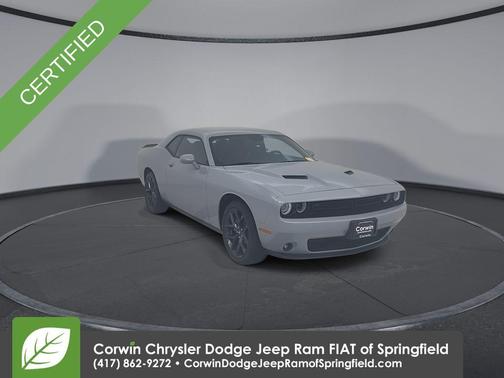 2022 Dodge Challenger SXT