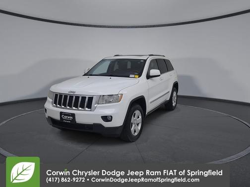 Bright White Clearcoat 2013 Jeep Grand Cherokee Laredo